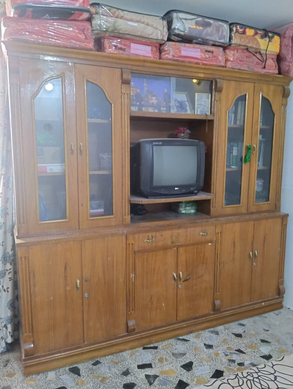 @إشارة معرض لبيع تسكام
***********
