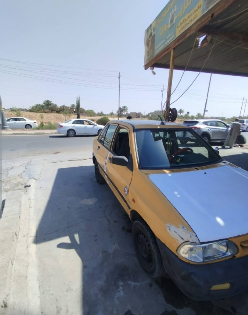 السلام عليكم 
سياره سايبه موديل 2009 صاحبها موجود بغداد 
محرك خير من الله گير  زين بس النمره الثالثه ما تجي 
ما عندي إفلوس اصلحها تكلف 30 ألف 
نظيفه زينه ما تصرف بنزين بطل التكريت يوديني 
السعر 8 ورقات اي استفسارات على رقم الهاتف 
***********

نص مكتوب في الصور:
- ١٠:٢٤ م