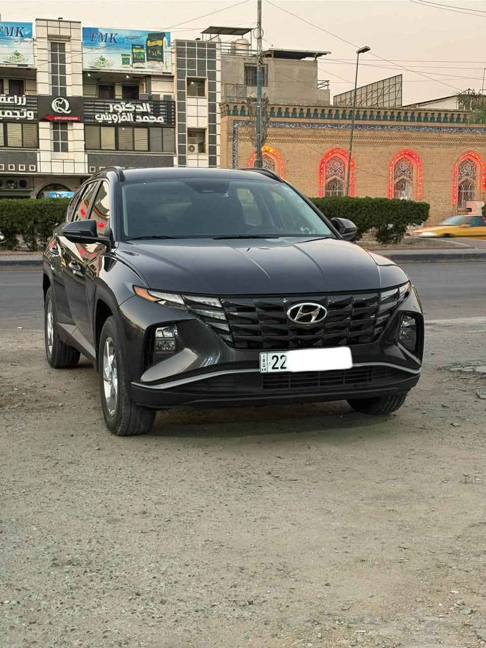 بيع سريع و مستعجل
🚘 هيونداي توسان موديل 2022
🔺 المواصفات
▪️ محرك 2500
▪️ شاشة
▪️ بصمة
▪️ كاميرا
▪️ تبريد قطعتين
▪️ رادارات
▪️ كشن كهربائي
▪️ تدفئة كشنات
▪️تشغيل عن بعد 
🔺 معلومات السياره
▪️ رقم اربيل  باسمي
▪️ سيارة جديدة 
🛠️ الضرر موضح بل صوره 

📍 مكان السيارة
▪️ بغداد 
السعر 175
☎️*********** واتساب
