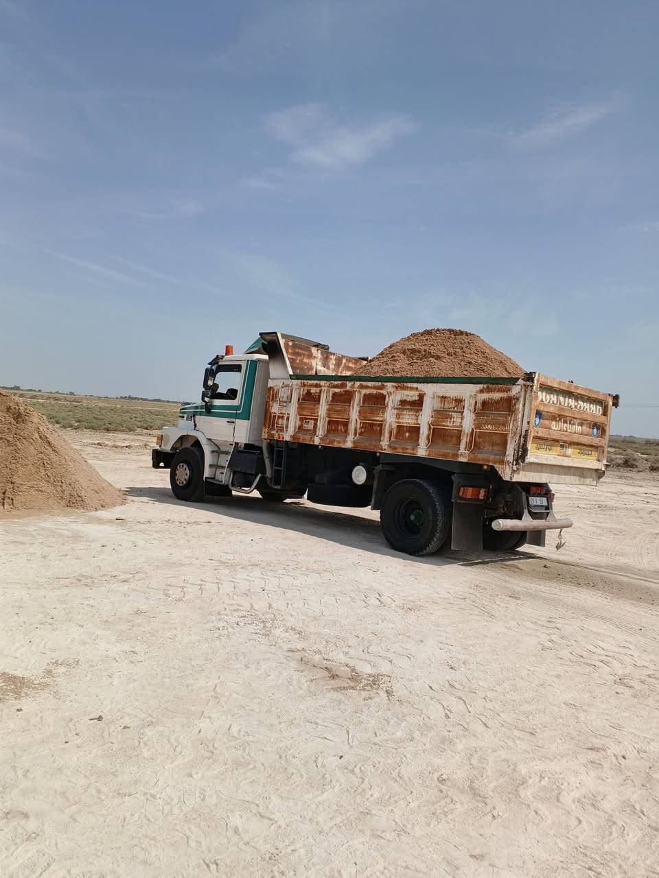 السلام عليكم سبيس درجه اولى رمل جرع مال سطوح رمل مغسول رمل لباخ حمل فول📞*********** سعر 120
