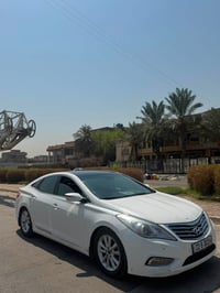 يالله السلام عليكم   ازيرا 2012  السيارة جاملغ خلفي فقط اثر شخوط   خلي...