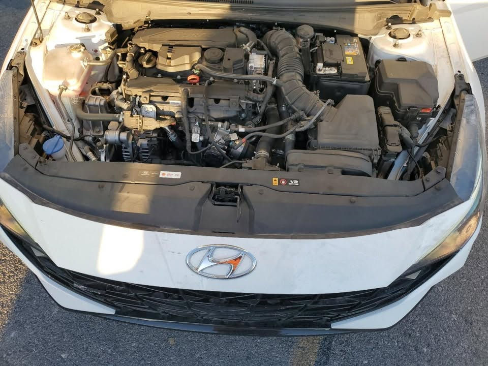 Hyundai Elantra N Line
السنة: 2023
الوارد: أمريكي 
:
 • محرك 4 سلندر 1.6 لتر تيربو
 • قوة تقريباً 201 حصان
 •ماشيه 23
 • )
المواصفات (N Line):
 • تصميم رياضي N Line
 • جنوط رياضية مميزة
 • مقاعد رياضية بلمسات حمراء
 • شاشة وسطية كبيرة
 • لوحة عدادات رقمية
 • Apple CarPlay + Android Auto
 • كاميرا خلفية
• حساسات خلفية
 • مثبت سرعة
 • دخول وتشغيل ذكي
 • مكيف أوتوماتيكي
 • مصابيح LED
 • نظام الثبات الإلكتروني + ABS
 • نظام إنذار + قفل مركزي
ردارخلفي 
رادارامامي 
ردار جانبي
سعر 160
ذي قار بسمي 
عنوان ناصريه
***********
⸻
