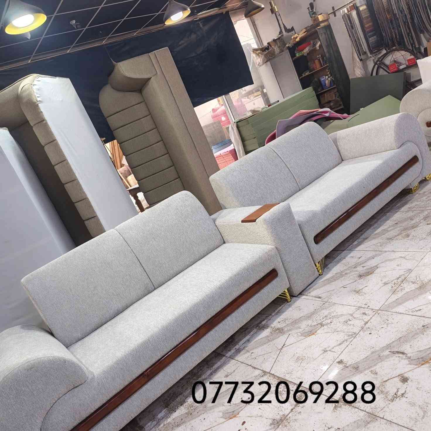 كنب • بدون تفاصيل