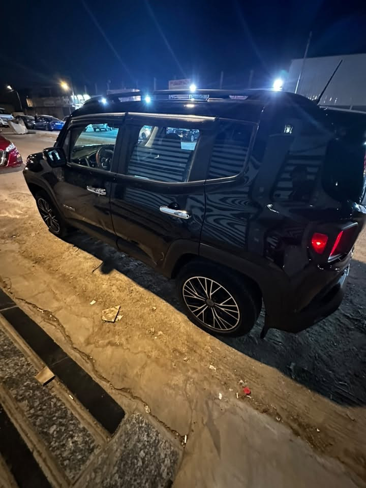 جيب ركند 2018 رقمها اربيل وكاله تحويل حاضرين سياره كلش مناسبه كامل مواصفات
تحكم ستيرن 
رادار 
كامرا 360 
تايرات جدد
كشنات مخمل اسود 
ويل رياضي 
ضررها كلش خفيف جانبي 
اي ستفسار اني بل خدمه سعر كلش مناسب هذا رقمي واتساب وشريحه ***********
