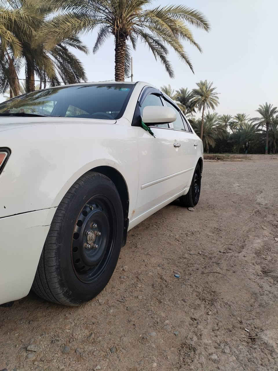 السلام عليكم للبيع سوناتا موديل 7 فقط بيه قطعتين صبغ باقي مكفول بغداد نكليزي بسمي فول مكينه ٦كير حدادي مالت جناي ماتحط عليه لو برغي تبريد ثلج العنوان بابل السعر 85 بيه مجال ***********
