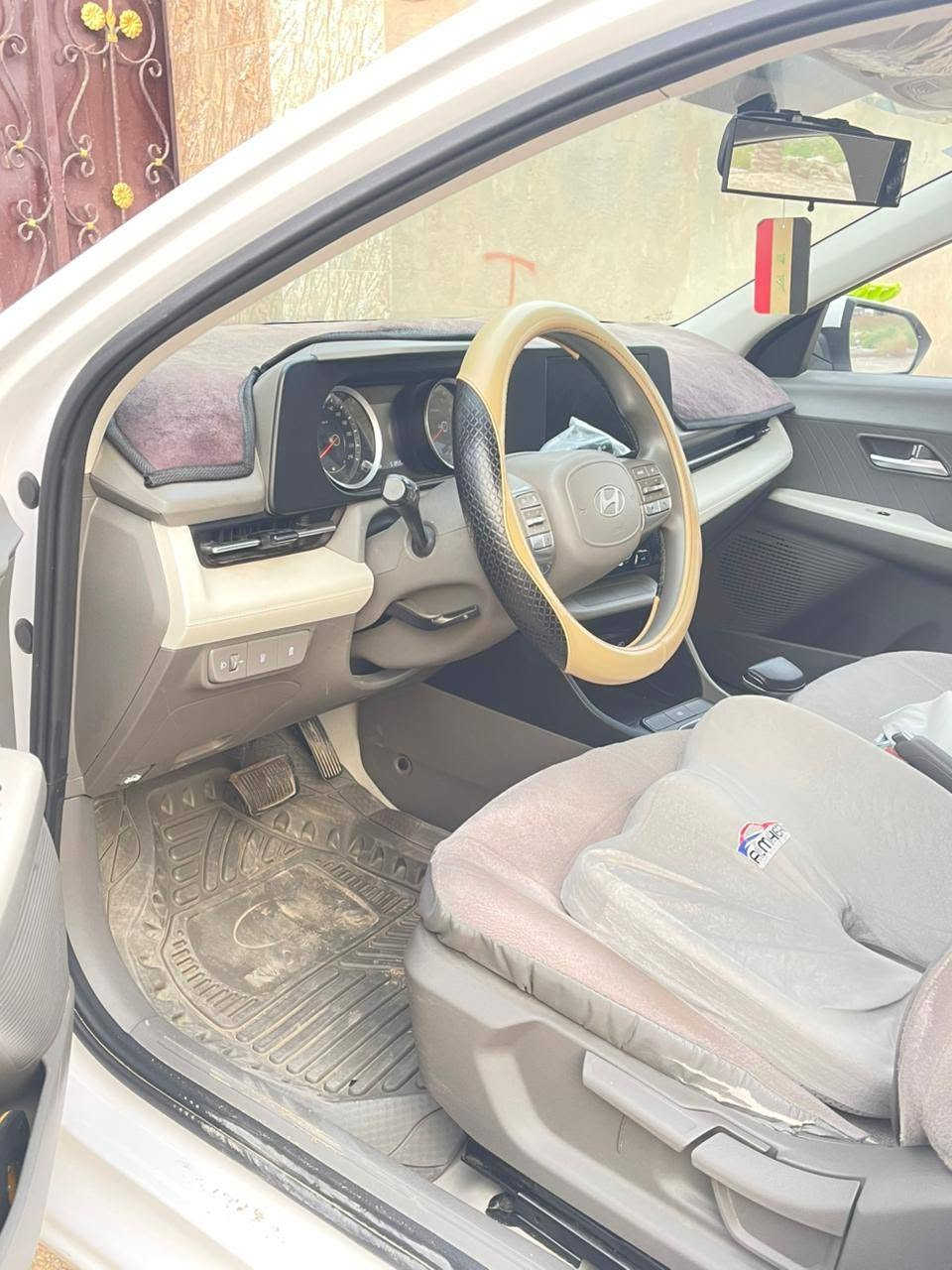 سلام عليكم
للبيع هونداي اكسنت موديل 2024خليجيه السياره مكفوله كفاله عامه بيه بس بارد كد شبر بلجنطه غير هاذ الحجي ماكو
كير +محرك +حداديه +تبريد +تخم تاخير كلهن كفاله
رقم بغداد بسمي تحويل ثاني يوم
سعر السياره 139 وبيه مجال حك الجيه
عنوان السياره واسط الدجيلي
للإستفسار او اتصل /***********
ملاحضه اخوان مكلف بلنشر لحد يدخل خاص

