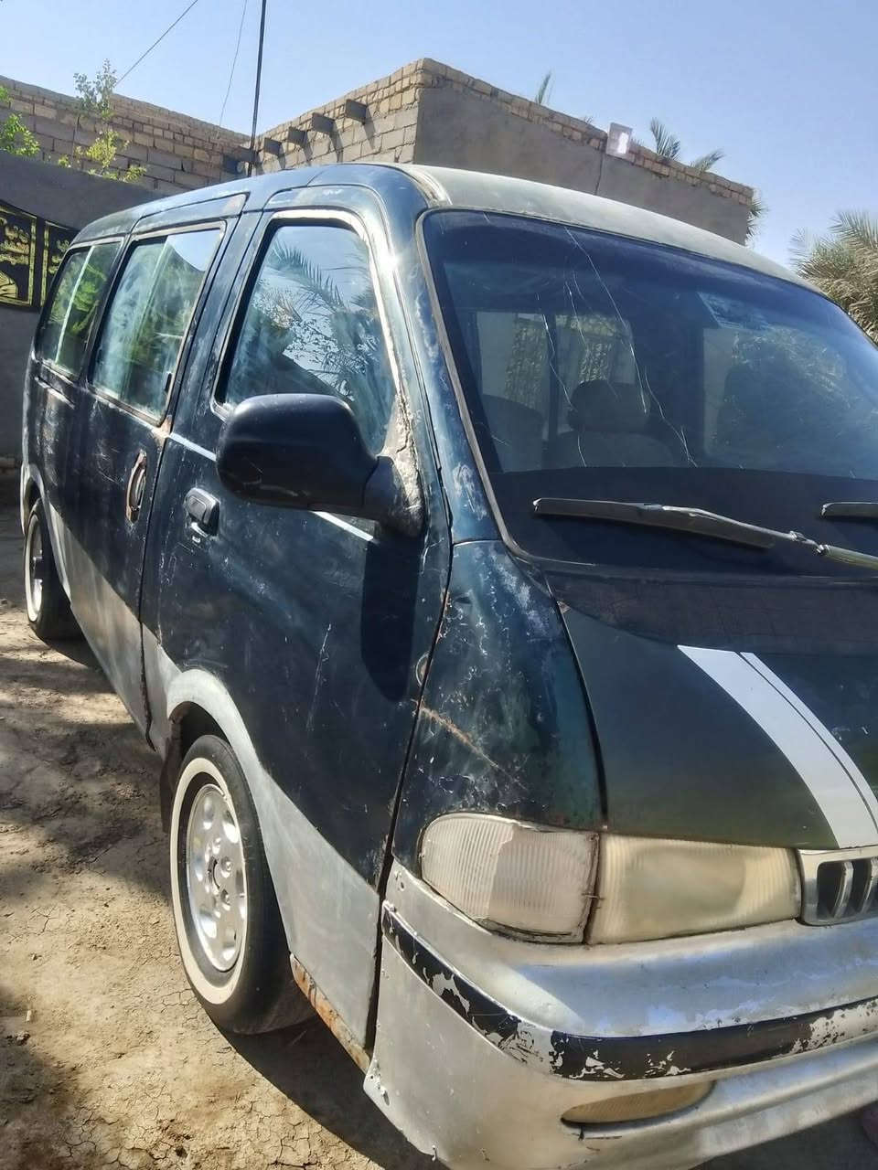 سيارة بريجو للبيع مكينه وكير وتخم تاير وحداديه تمام في حاله جيده السياره حلوه تفيد ابو الخط السعر 43بيها مجال للشراي المكان سوك الشيوخ ناصريه ***********
