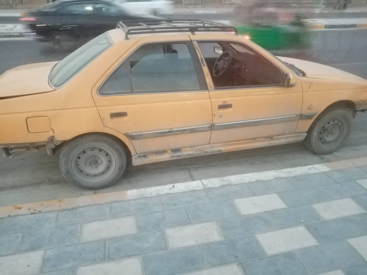 بيجوا بارس ٢٠١١كير ومكينة وتبريد خير من الله السيارة باسمي تحويل مباشر مطلوبة هيئة سنة عالمشتري غرامات مصفرة ابيعها على وضعها السعر ١٨وبيها مجال بسيط 
والله لان محتاج جاي ابيعها وكلشي مبيها بس دعاميات وجاملغ انضربت مكينه وگير تخبل *********** هذا رقمي بي واتساب 
مستعجل ع بيعتها
