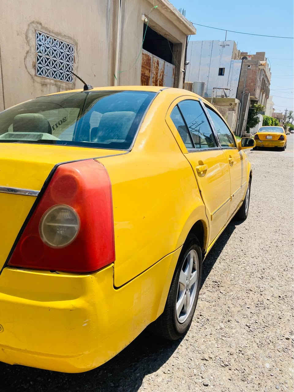 2011باسمي تبريد تدفه كله جديد شغال تخم تاير جديد حداديه كامله ***********هذه رقم وتدلل كركوك, العراق
