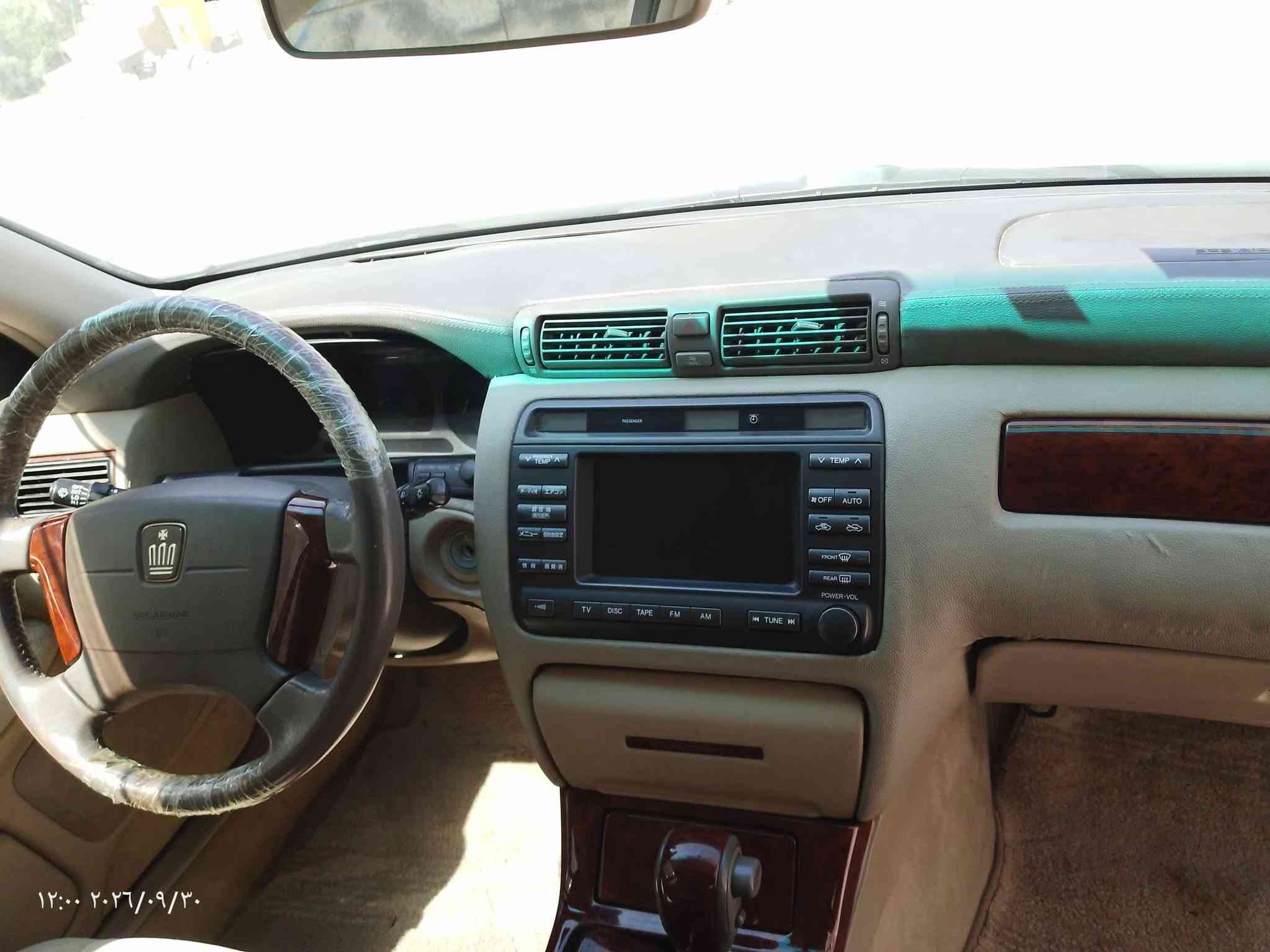 ملكه للبيع موديل 2000 مكينه دي 4 الصغير سياره حلوه ونظيفه وجديده زلق ما بيها احداداتها 100% دكمتين شاصي 71 وليلكب  نجمه تبريد ثلج سياره مال جناي رقم بصره [مرمزه مال بطه] ومعروفه مواصفاتها بعد الملكه 🫀🫶🏻
رقم الهاتف *********** 
ملكه للبيع موديل 2000 مكينه دي 4 الصغير سياره حلوه ونظيفه وجديده زلق ما بيها احداداتها 100% دكمتين شاصي 71 وليلكب  نجمه تبريد ثلج سياره مال جناي رقم بصره [مرمزه مال بطه] ومعروفه مواصفاتها بعد الملكه 🫀🫶🏻

نص مكتوب في الصور:
- ١٢:٠٠ ٢٠٢٦/٠٩/٣٠