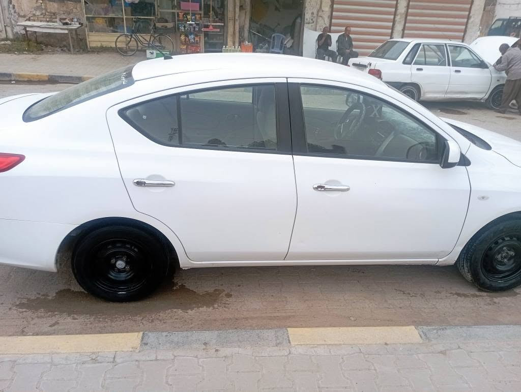 نيسان هنديه مديل ١٩ سعره ٩٠ رقم اربيل بيه شبر بل چاملغ اليمنه صبغ. وبيه دحچه بصيطه بقبق الجنطه. ***********.. ***********.. مكاني نجف. تبريد ثلج السياره ماعايزه شي على وضع الشركه النجف, العراق
