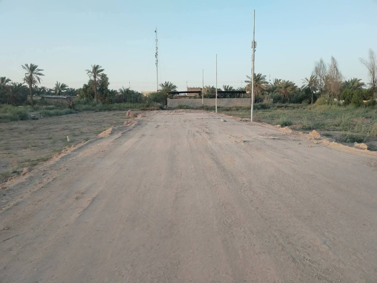 سلام عليكم للاستفسار ***********
قطع اراضي للبيع المساحه 200متر

وقف سني مسجل 

عرض الشارع10متر

جميع الخدمات متوفر 

العنوان ابي الخصسب جامع الشهيد الروميه

السعر19مليون 

للاستفسار ***********
