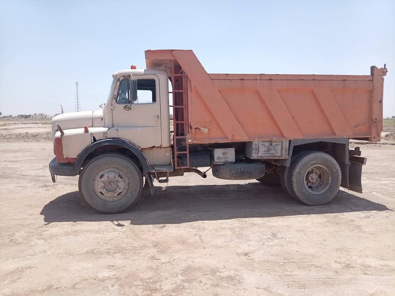 تاته البيع موديل 91 محرك ابو ردين شرط كير شرط شاصي مكفول ***********
