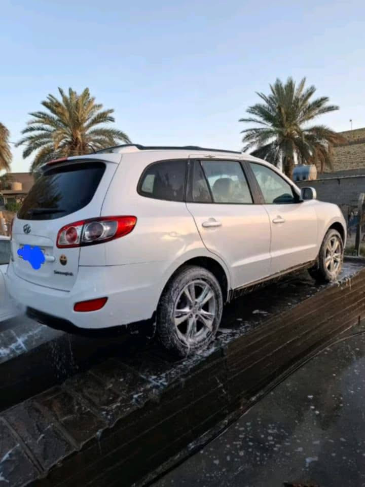 بانزين بانزين سنتافي ٢٠١١ سته سلندر سياره جاهزه مكينه وكير وتبريد وحداديه كصه وحده رقم انكليزي سعرهه ٥٠ وبيهه مجال ***********
