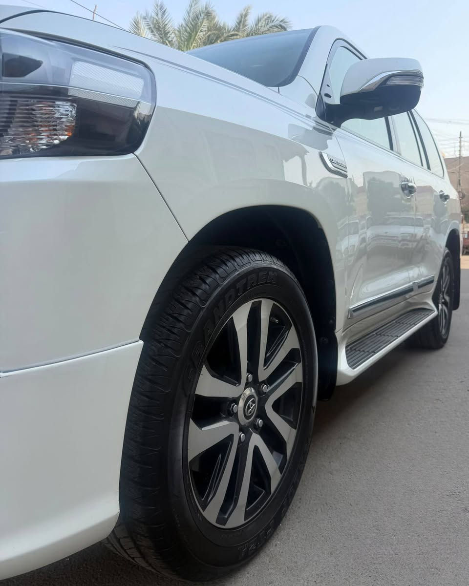 لاندكروز 2019 ساز باب اول رقم سليمانيه ابسمي هزه وسنويا ورقم جدد

السياره كفاله
فوول مواصفات فتحه سقف نظام ترحيب بصمه تشغيل وابواب وتشغيل عن بعد مري شفط صندوق كهرباء 3 شاشات زراك لايت حساس امامي وخلفي كراسي جلد وكهرباء السعر 475 وبيهه مجال بصيط *********** مكانهه بغداد الكرخ
