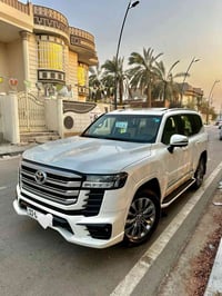 لاندكروزر GXR • ٢٠٢٤ • ٣١٠٠٠ كم