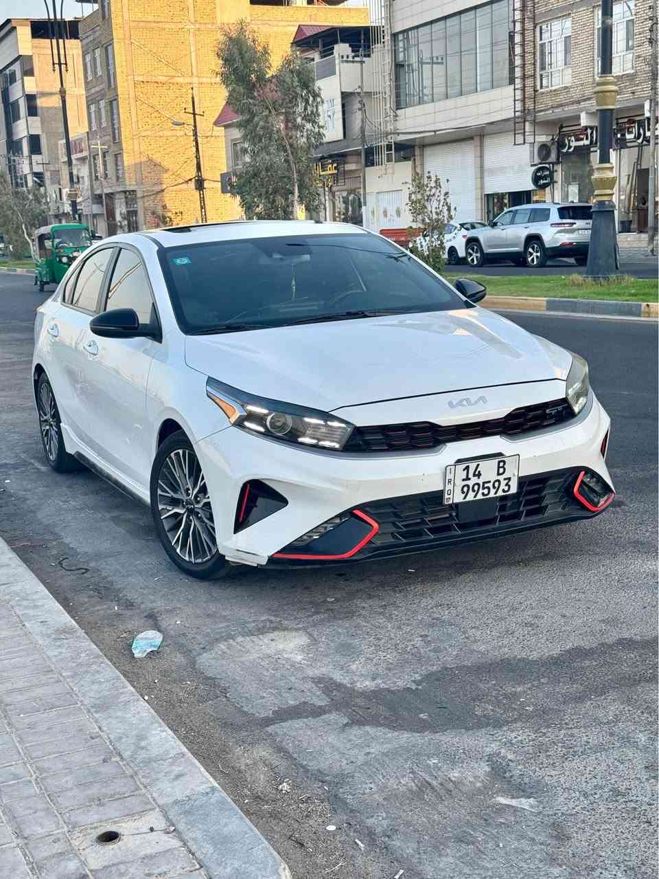 للبيع كيا فورتي GT-Line موديل 2023
• فئة GT-Line فول مواصفات
• محرك 2.0 قوي واقتصادي
• جير أوتوماتيك 8 سرعات
• تشغيل بصمة + ريموت ستارت
• فتحة سقف بانوراما
Android Auto و Apple Carplay شاشة كبيرة مع •
• كاميرات °360
• حساسات أمامية وخلفية
• مقاعد جلد رياضية GT-Line
• شحن لاسلكي للموبايل
• نظام صوتي مميز
• مثبت سرعة ذكي
• نظام المحافظة على المسار
• نظام النقطة العمياء
• نظام التحذير من الاصطدام الأمامي
• إنارة LED كاملة
• جنوط GT-Line رياضية
مكيف أوتوماتيك ثنائي التحكم
• مرايا كهربائية مع طي كهربائي
• الممشى: mi 32,000 فقط•
• ⁠حادثها جاملغ امامي ومبدل وكلير من امريكا الجاملغ الخلفي والباب الخلفي

السعر 140 وبيها مجال
للأستفسار *********** البصرة, العراق
