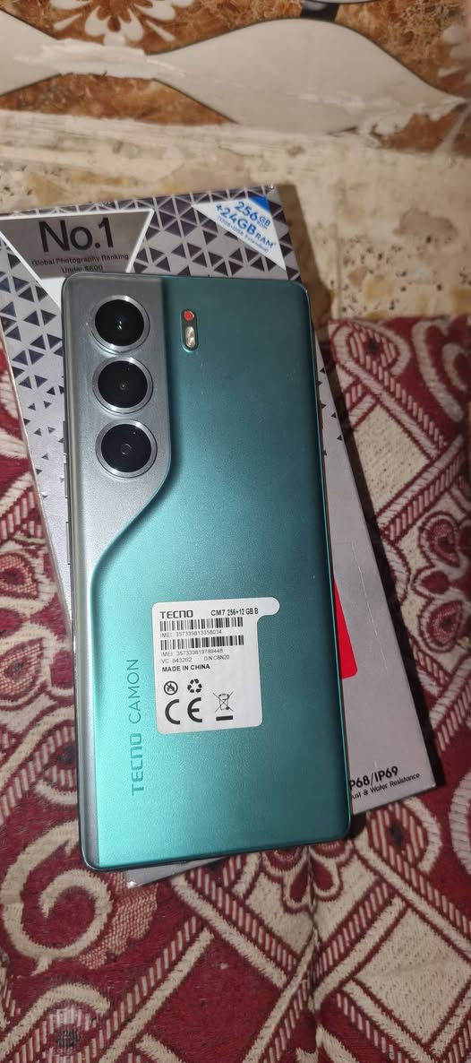 السلام عليكم 
للبيع جهاز تكنو كومون 40 pro5G
العشوائية  12+12   24
استعمال اسبوع 
جهاز نضيف جداً 

المكان الديوانية 
الجذع 
السعر خاص او الاتصال على الرقم ***********
