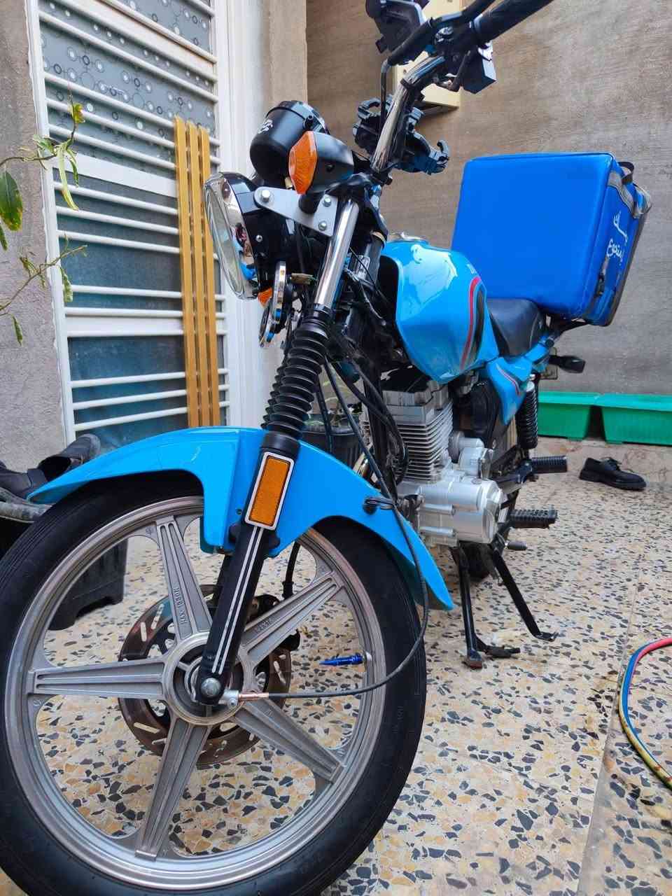 دراجة دايوان عظم نضافه مثل بصوره واحلى مديل 23 رقم اربيل سنويه شوكت متريد تحول موجود تحويل كبل للشارع متذب عليهه ربع سعر 1750 وبيهه مجال بسيط خابر وتدلل ***********
