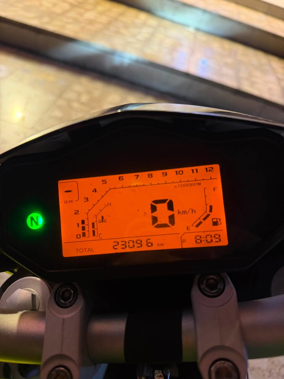 بنلي 180s للبيع
Benelli 180s 
رقم بغداد بأسمي تحويل ثاني يوم
ماشيه 23 الف وقابل للزياده

الدراجه استعمالي بيها بسيط من البيت للجامعه للشغل  

بيها طخطخات بسيطه  

السعر مليونين و 750 الف وبي  مجال بسيط حك الجيه

العنوان بغداد البنوك قرب مستشفى الشعب

او الوزيريه قرب مستشفى الدولي 

غير متواجد على الفيسبوك 

رقم تلفون ***********
