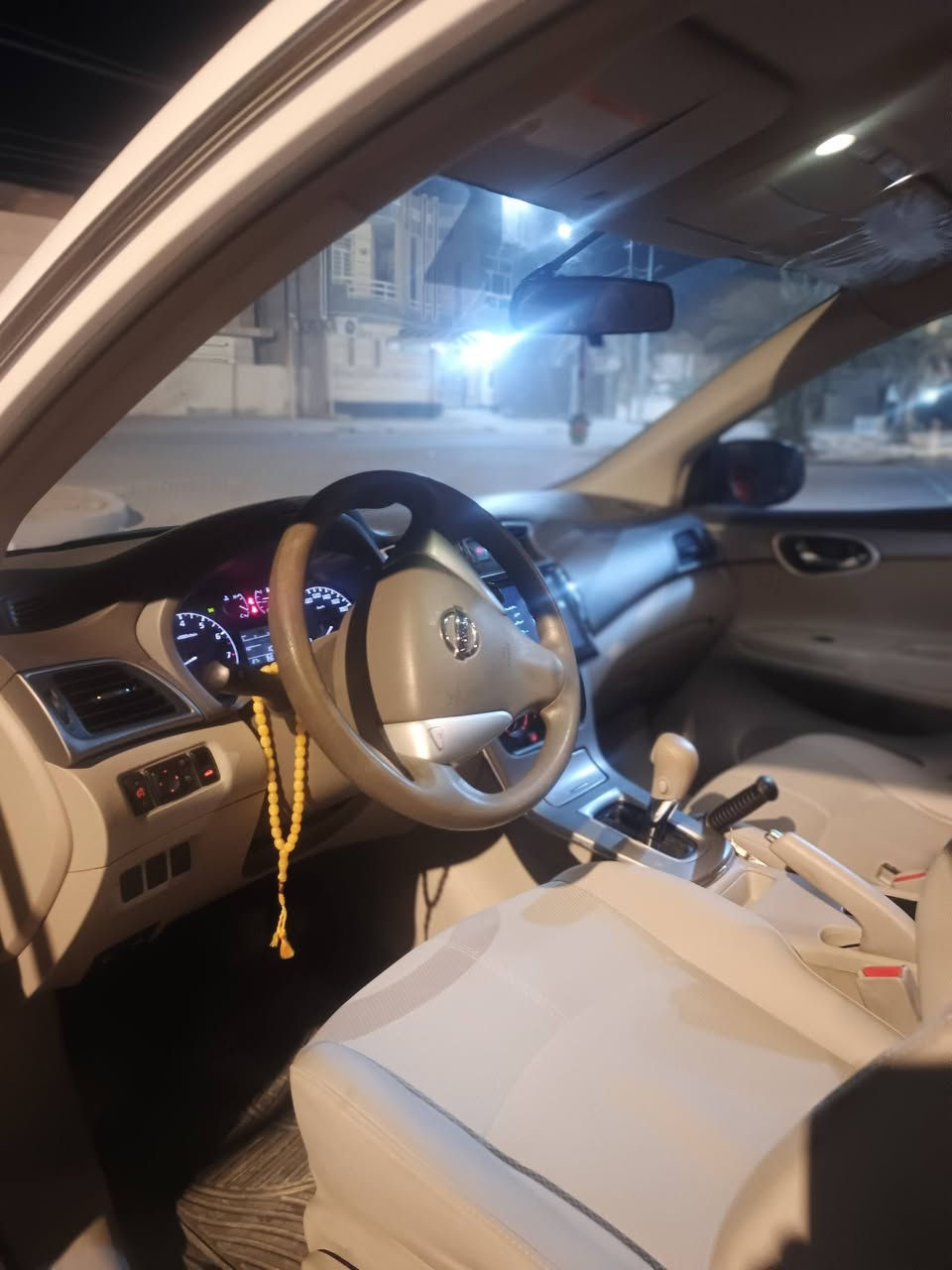 سلام عليكم سياره نيسان سنتره موديل 16 سياره  حداديه تبريد  كمله مابيه  اي نقص  محرك  الف 800 سياره  اسمي شراي يجي خاص📍مكاني ديالى الخالص هذه رقمي ‏‪***********‬‏  بس شراي  يتصل
