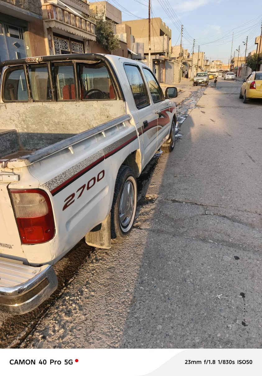 بيكم • ٢٠٠١ • احمر