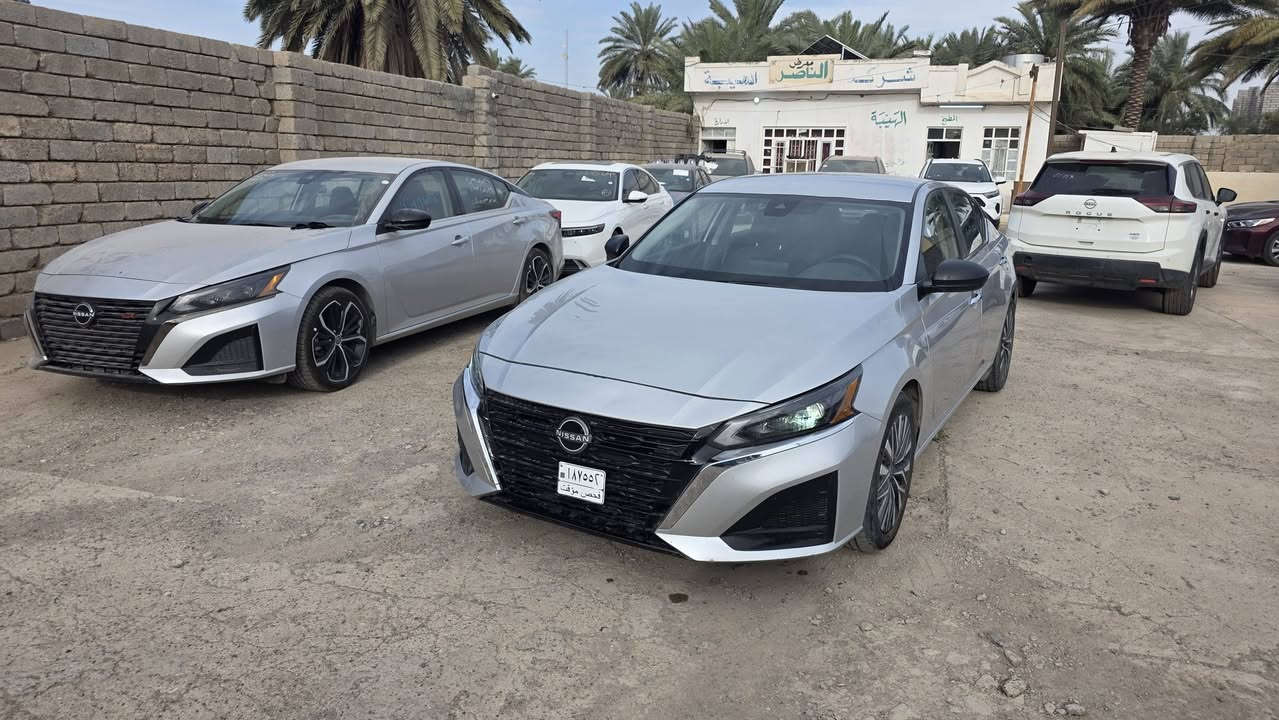 بسم الله الرحمن الرحيم 
للبيع....
نيسان التيما  2024 SV
دخول جديد  حره
تشغيل بصمه  وعن بعد
رادارات وحساسات
صور الضرر بالمنشور 
للاستفسار الاتصال 
***********
***********
***********
