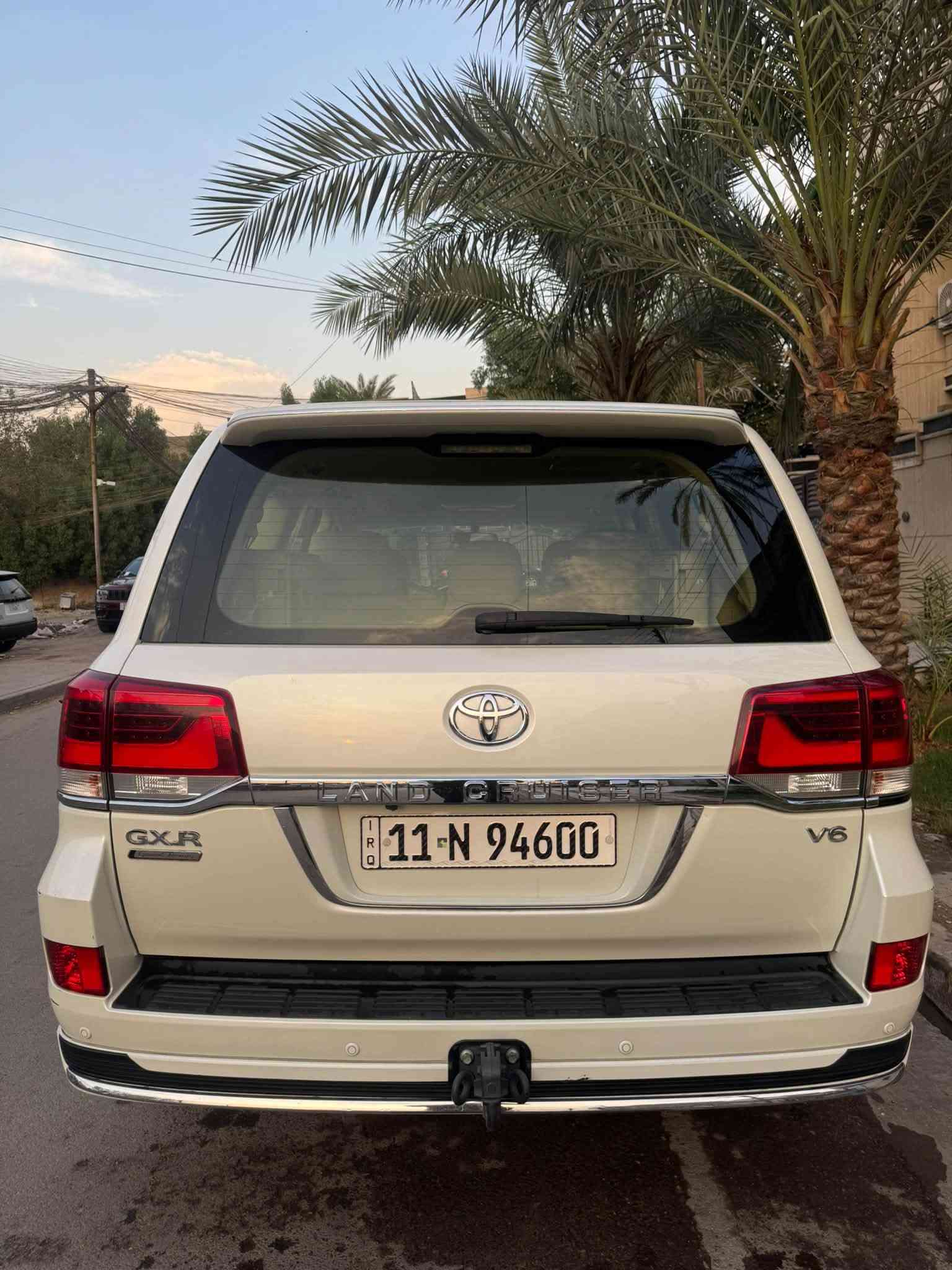 لاندكروزر بريم • ٢٠١٩ • رقم بغداد