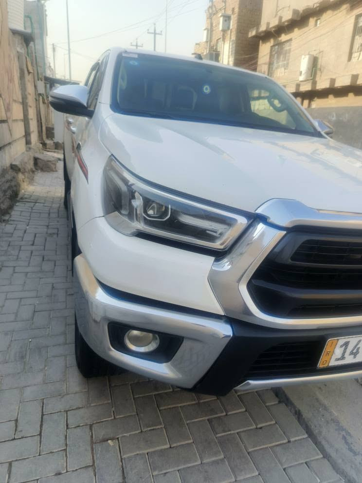 للبيع بيكب تويوتا افلونزه فور ويل موديل (2023) بانزين فول مواصفات گير عادي كفالة تبريد قطعتين امامي خلفي تحمل الرقم (بصره) دولي السعر (265) ورقة الاتصال علا الرقم (***********) مكان السياره) البصرة, العراق
