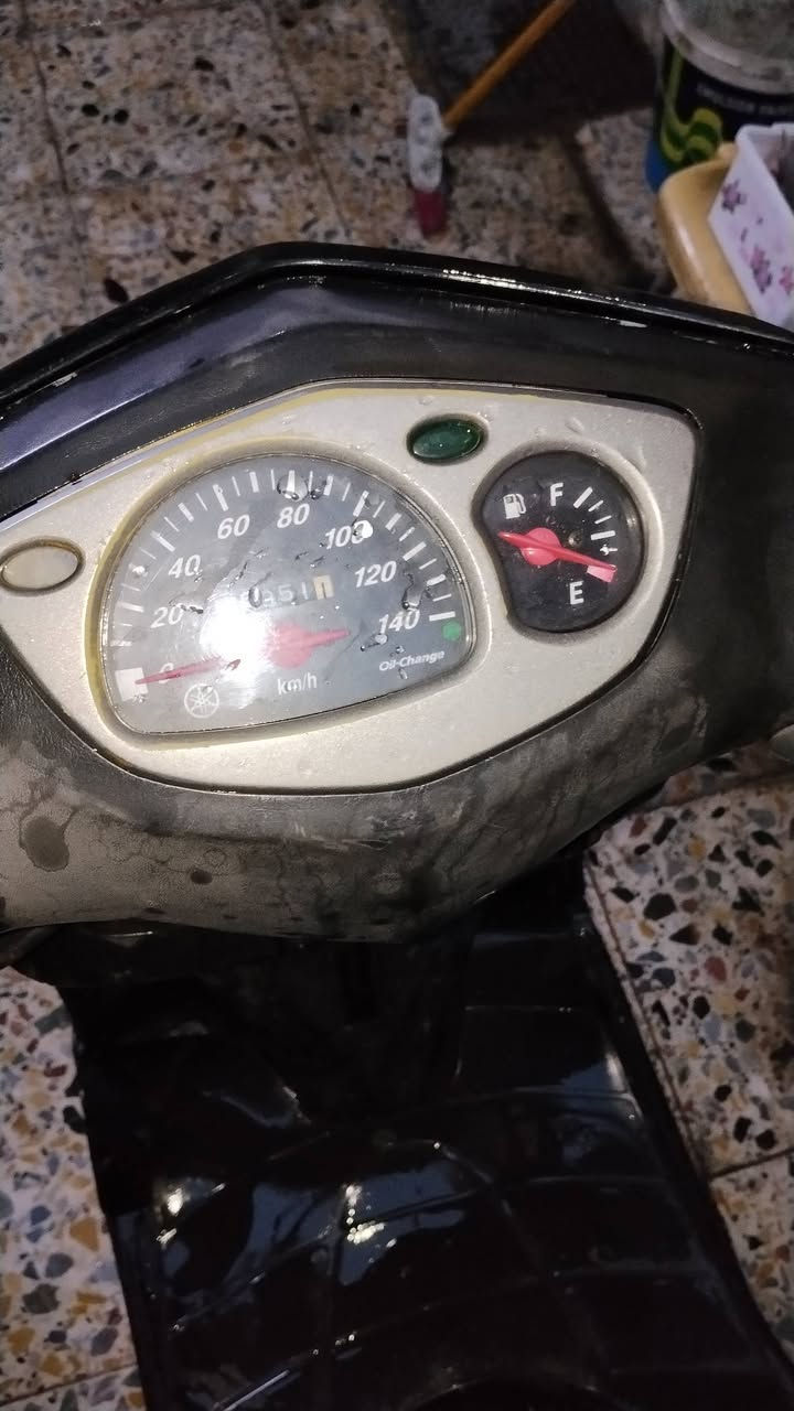 سلام عليكم درجه سكنس نثيه نضيف كفراته مكينته يردله فقط كابرته نكره تستغل اني بيعه كوم حديد بس درجه كمله وشغله بس يردله كابريت مكاني بغداد حي جودين يم جسر خطيب سعره 350 وبيه مجال احك جيه وتساب ***********
