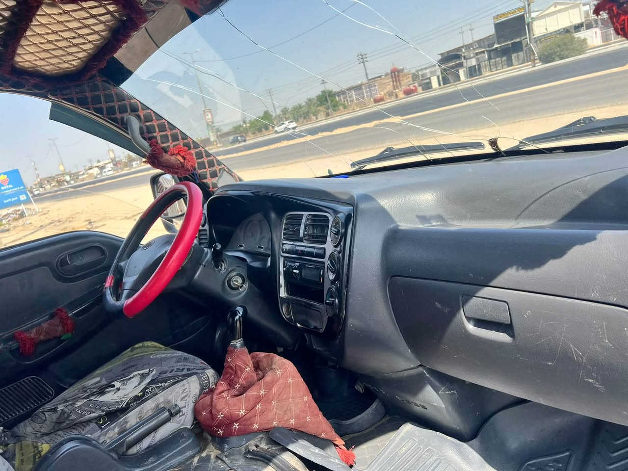 سلام عليكم سيارة موديل ٢٠١٠ مداور ثاني يوم سياره مكفوله خير من الله للبيع سعرها ٨٢ او مراوس بسياره انترا او سوناتا اوبتيما *********** 
مكان نجف الحيدرية
