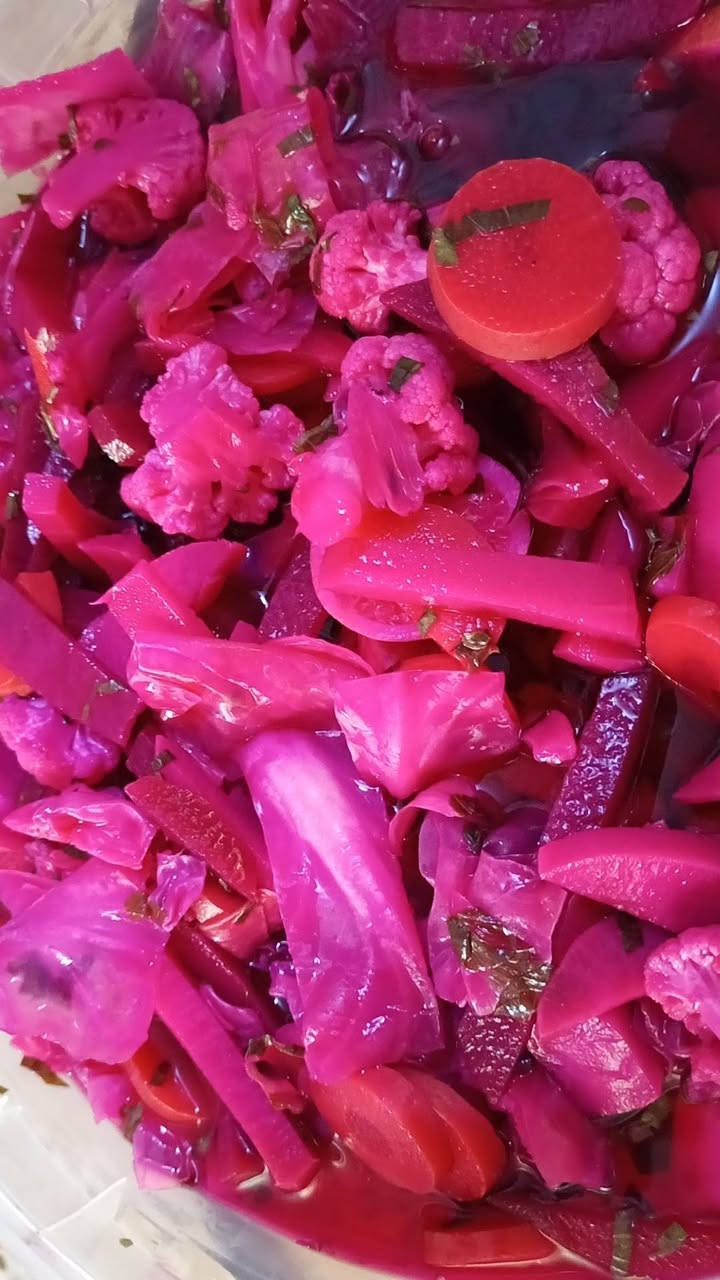 طرشي احمر مشكل • كيلو • توصيل الشعلة