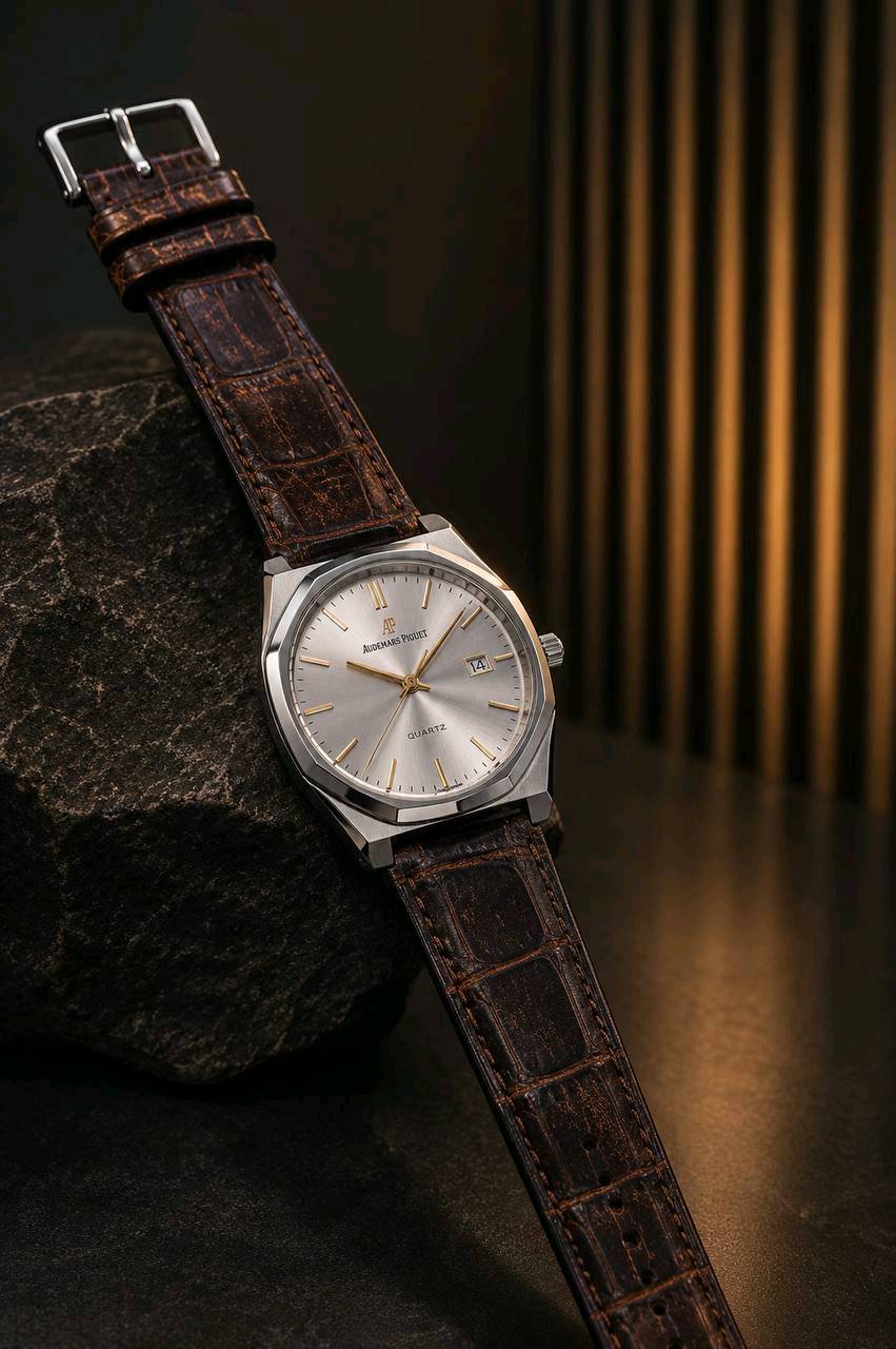 موديل جديد ✨

رجالي أوديمارس بياجيه 🕰️ ADEMARS PIGUET ( AP ) 
سير جلد مخيط طري 🧵
طلاء ثابت 🛡️
مقاوم للماء 💧
نافذة تاريخ 📅
ظهر مختوم 🔒
كوالتي جيد جداً 👌
الوزن 56 غرام ⚖️
القطر 39.80 ملم 📏
السمك 10.65 ملم 📏

سعر القطعة 3500 الف 💰
سعر الدرزن 42.000 الف 💸