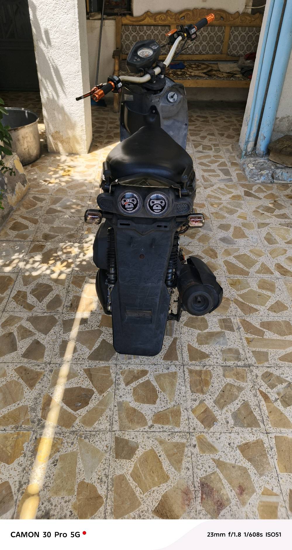 دراجه سكنس جبلي للبيع دراجه بلاديه و حلوه شوفة عينك
التزويد الي بيه كله بلادي مزوده ستيرن و سلف من شركة koso 
و المكينه مزوده 58.5 و الكلجات مزوده و الباقي الي بيه نواعم 
طبعا التزويد الي بيه كله بلادي و الدراجه كامله من كل شي و صارله شهرين من طالعه وكيل 
الرقم : *********** بي واتساب و ماسنجر
العنوان: ميسان منطقة الجديده 
السعر : خاص او اتصال على الرقم او مراسله واتساب و السعر مناسب جدا و انه خادم للجميع.
