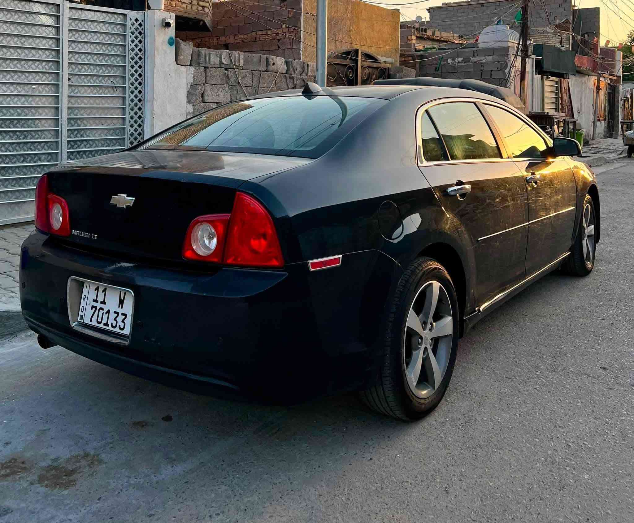 يالله بيع مستعجل سعر مناسب
57 وبيه مجال بسيط 
ماليبو لون اسود 2012 مواصفات LT
وارد امريكي ضرر خشم الجاملغ والبنيد والباقي  بلاد عظمتهه حلوه محرك 2400 المرغوب بيه خيط بخار بس كلش ناعم غرفة جلد اسود فتحه سقف كراسي كهرباء  تبريدها ثلج لكن ينقص غاز  كهربائياتها كلها شغاله اطارات جدد تخم 
بيها ملاحظات بسيطه تنزل من سعرها للشراي 
رقم بغداد باسمي 
مكانها بغداد الدوره
***********
