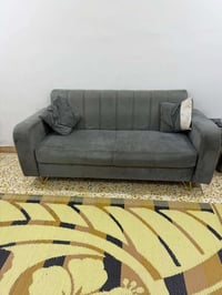 كنبة • نضيف • بدون ضرر