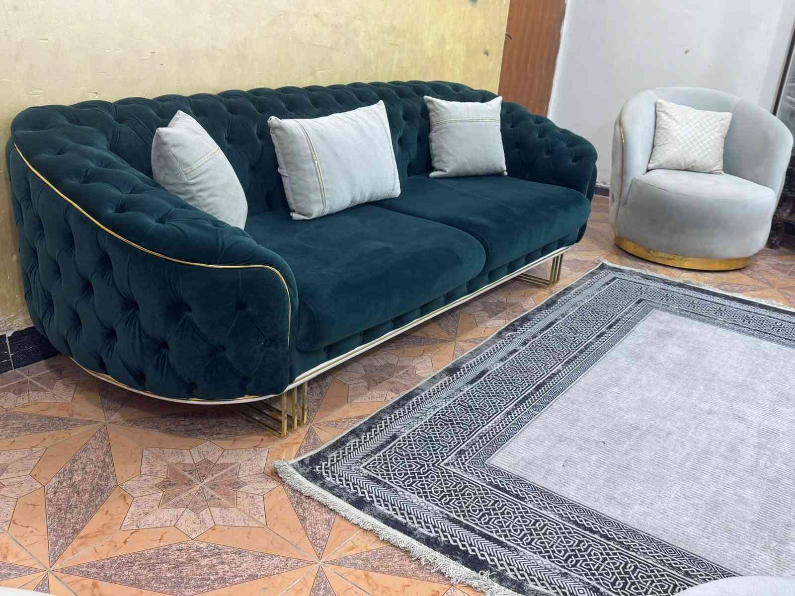 تخم مودرن تركي من هوم سنتر ١٠ مقعد فول نضافه اخو الجديد سفنجوسوفت طبي ***********
