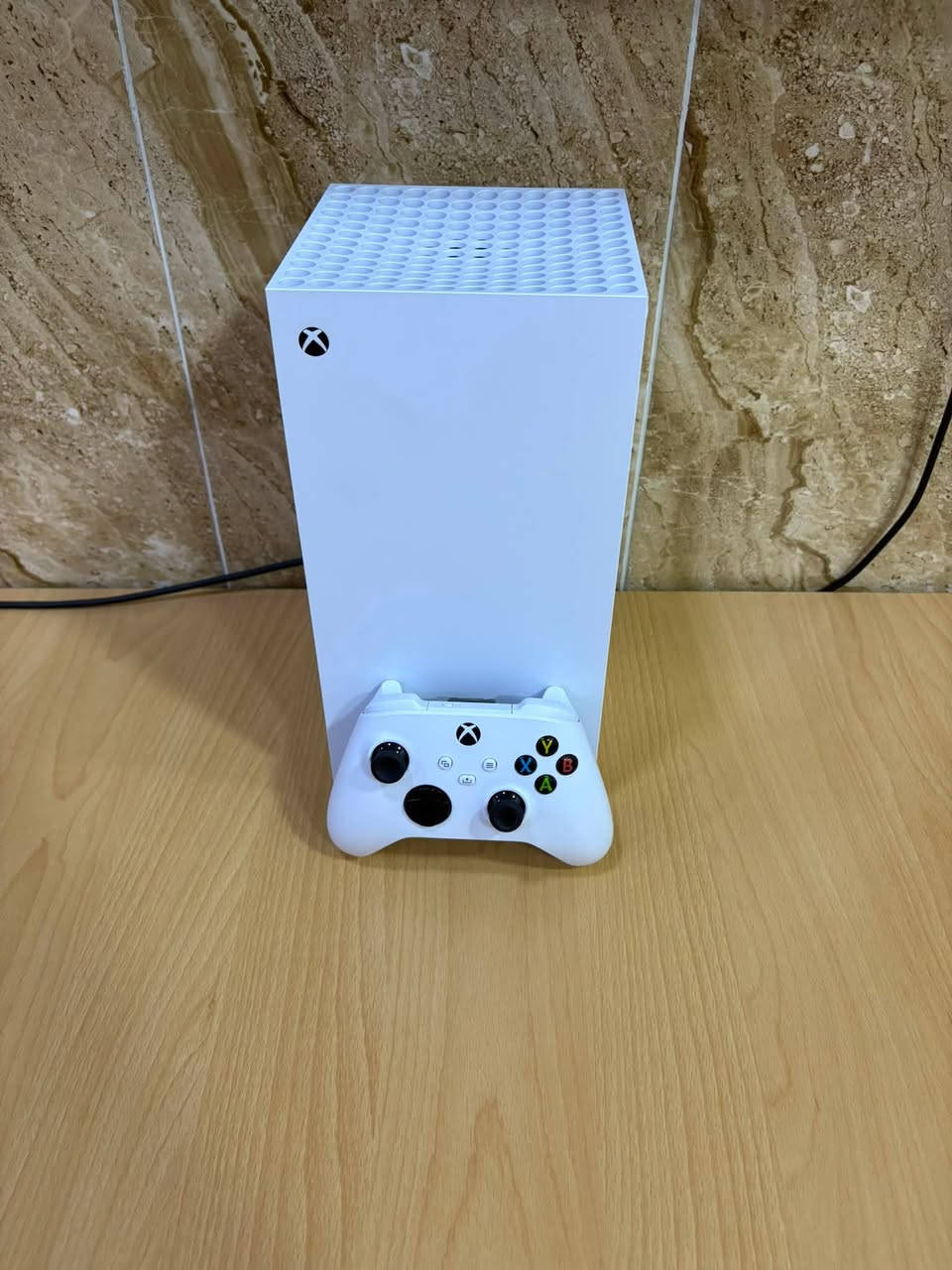 Xbox series X 
استعمال قليل اخو الجديد
مع كامل الملحقات 
السعر مراسلة خاص 
او الاتصال بالرقم 
***********
