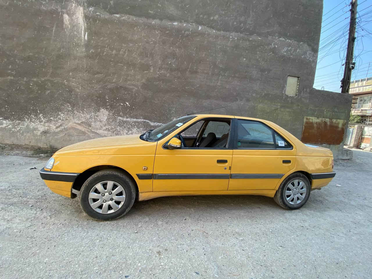 بيجو 405 • ٢٠١٦ • رقم بغداد