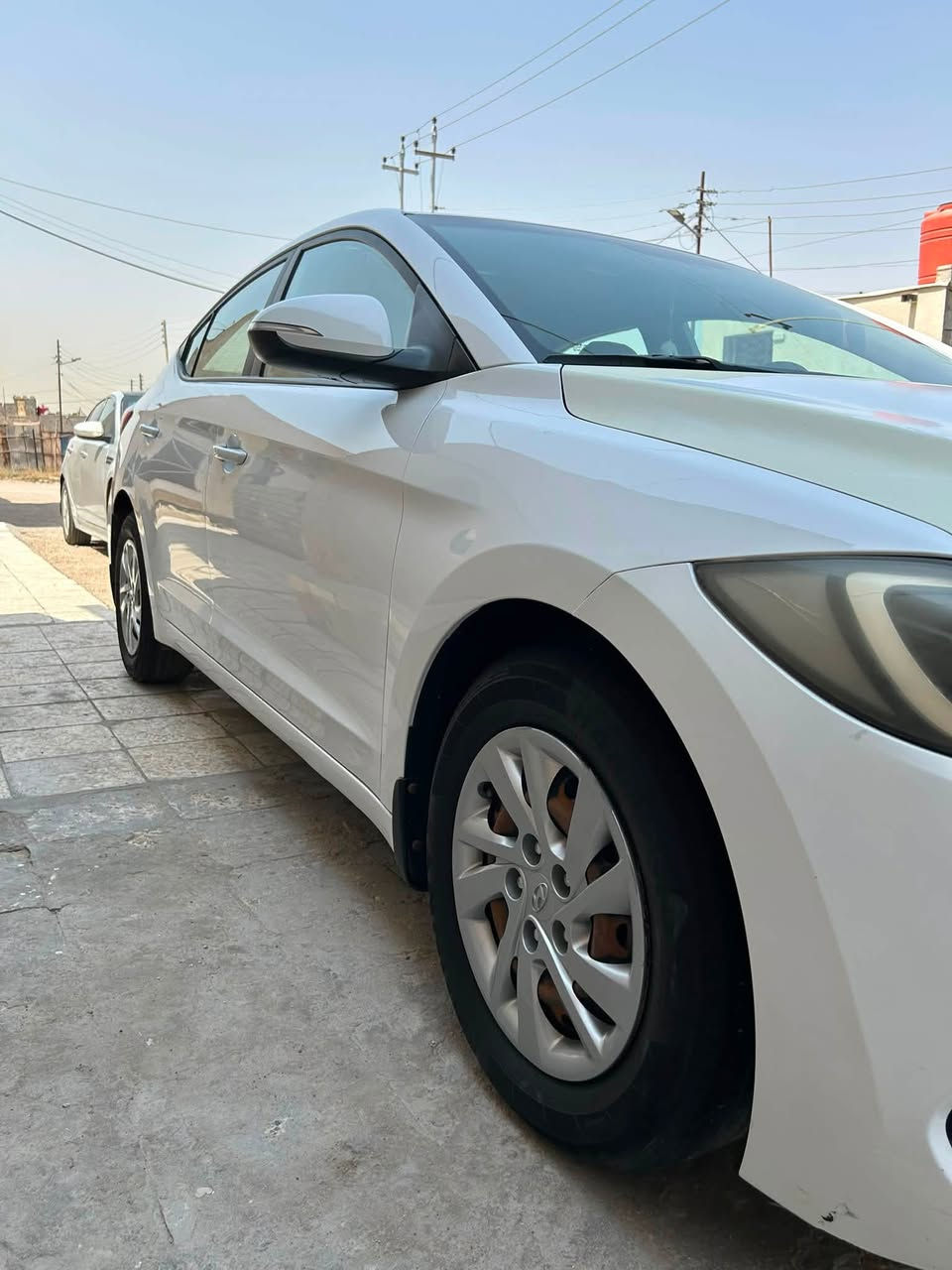 السلام عليكم ورحمة الله وبركاته
...للبيع .... السعر 128$
 الانتره خليجي 🇦🇪موديل 2017 
محرك 1600 دوش 
رقم اربيل .... سيارة بسم اخوي تريد وكاله تريد تحويل حاضر وتدلل مكان السياره .. البصره 
،، حداديه جديده ..
منضومة تبريد جديده 
 مابيه اي حادث فقط البنيد مرشوش بي طخه خفيفه بداية البنيد بدون دواخل  
للاستفسار  ..شريحه+ واتساب
📞 ***********
