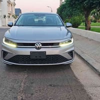 فول مواصفات • حادث خفيف • ٢٥ الف ميل