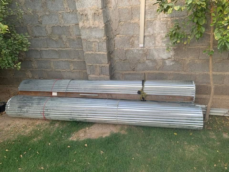 الارتفاع 3 متر والعرض مترين و 82 سانتي 
مكاني بغداد  
واتساب ***********
