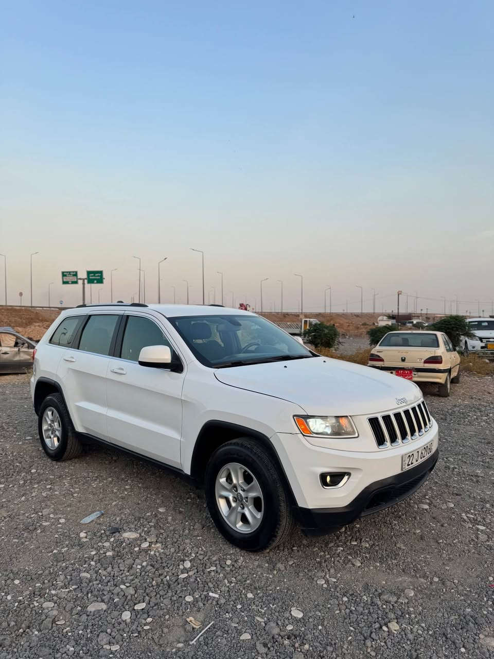 جراند شيروكي • ٢٠١٦ • دبل اكسل