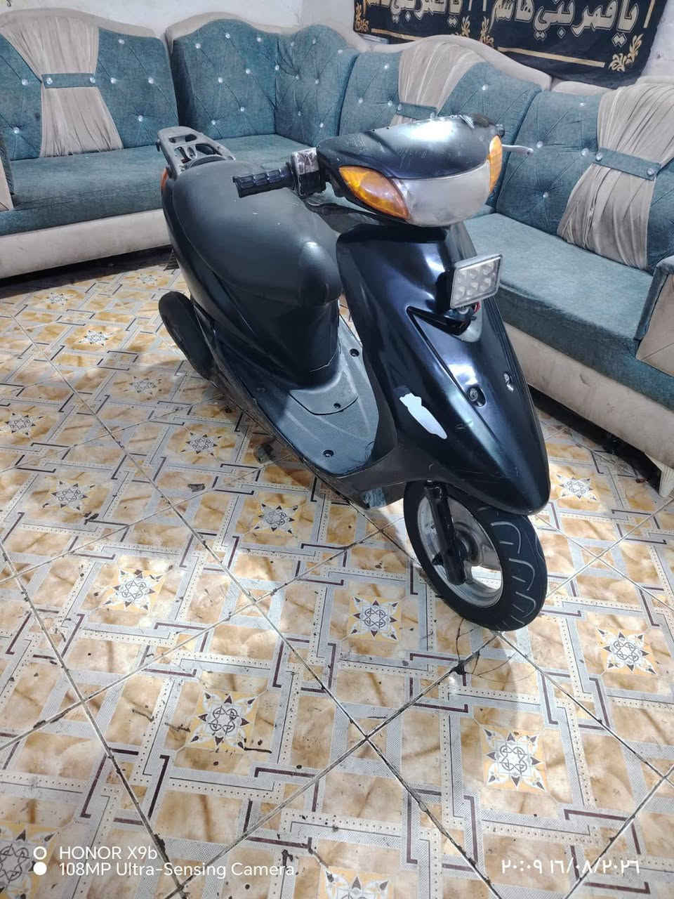 دراجه عصفوري كل شغاله مانقصه اي شي مكينه تخبل شلعه ومشي وناعمه كهربائيه وكفرات وغراضه كله اصلي نكره سلف لايت اشاير هورن مكاني ناصريه مركز وهاذه رقمي ***********

دراجه سلف هندر 
سعره 250
