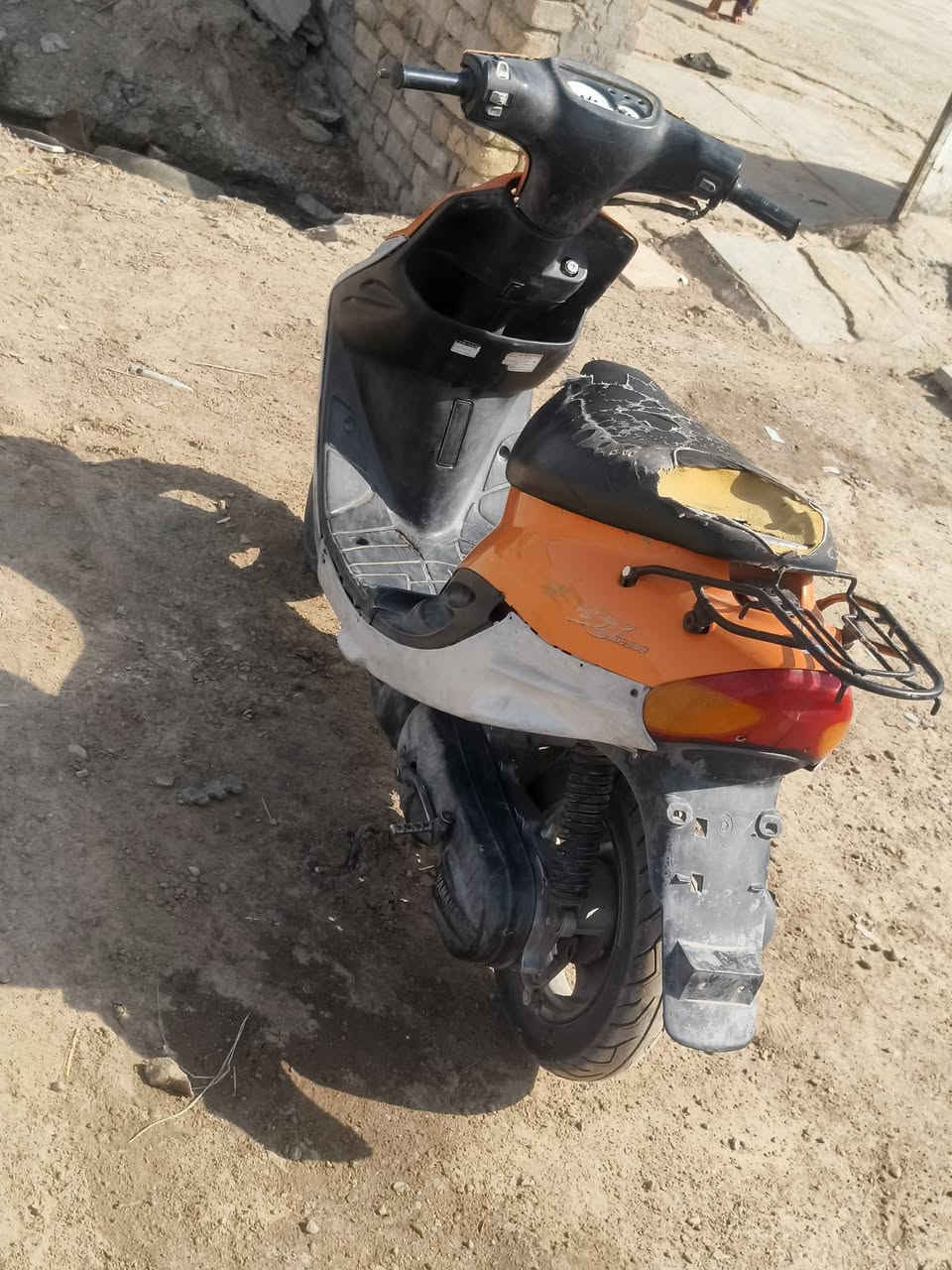 السلام عليكم دراجه للبيع مفتوحه مره واحده اوراق***********
