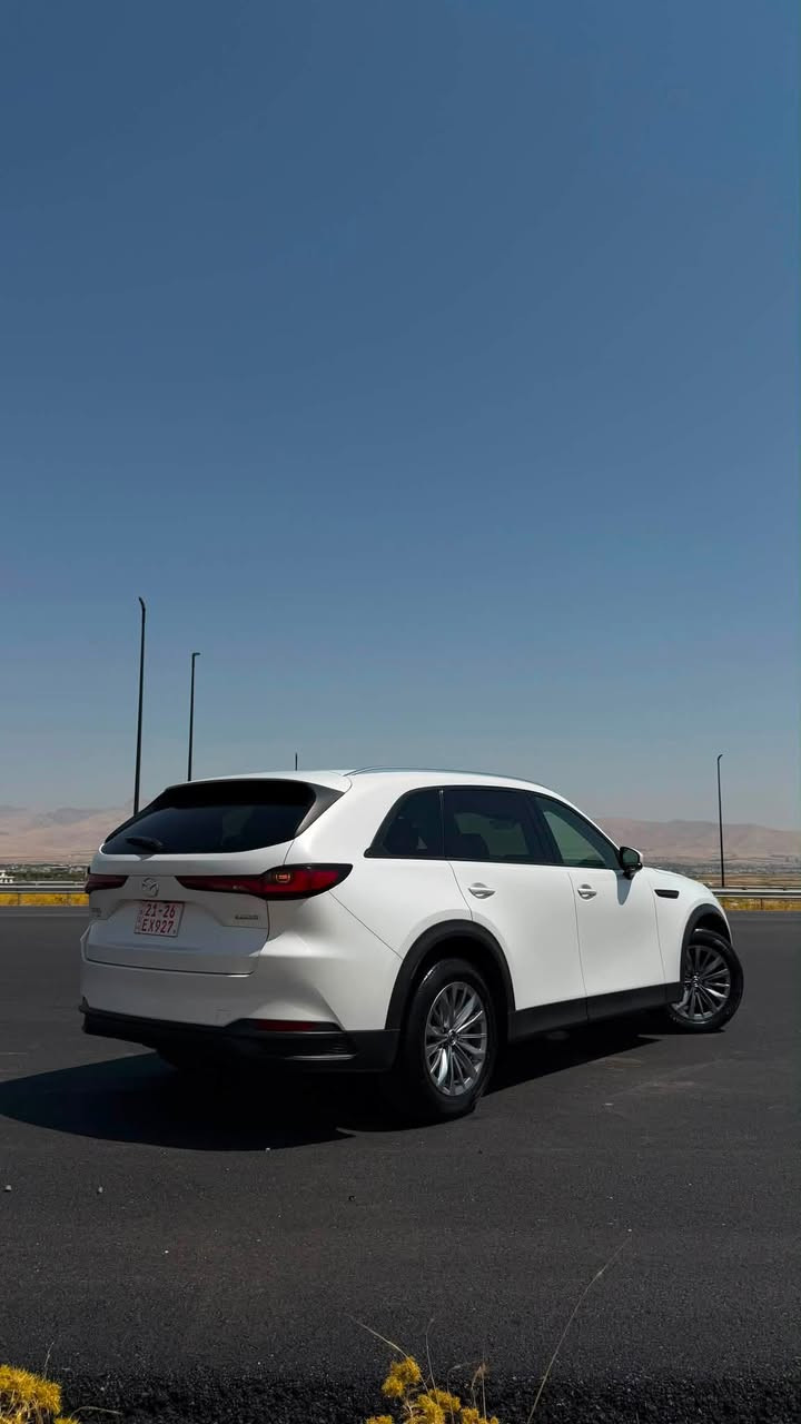 CX-90 Preferred Plus 2024 مازدا
الموديل: 2024
Preferred Plus :الفئة
المحرك: 3.3 لتر تيربو، 6 سلندر خطي
القوة: 280 حصان
العزم: 332 رطل-قدم
M-Hybrid Boost 48V :النظام الهجين
الجير: أوتوماتيك 8 سرعات
الدفع: رباعي AWD
عدد الصفوف: 3 صفوف عدد الركاب: حتى 8 ركاب
المواصفات:
فتحة سقف بانوراما
مقاعد جلد
مقاعد أمامية كهربائية ومدفأة
شاشة وسطية
Apple CarPlay Android Auto
كاميرا
حساسات
أنظمة أمان ومساعدة للسائق
داخلية فخمة وواسعة
تصميم عملي ومناسب للعائلة
استهلاك الوقود:
24 مدينة
28 طريق
MPG مجمع 25
حالة السيارة:
كلين تايتل
بدون حادث
بدون صبغ
سيارة نظيفة جداً
مكان السيارة: كلار
الرقم: كاتي، وتترقم شمالي 

ر. م ***********
سعر 247 و بي مجال بسيط
