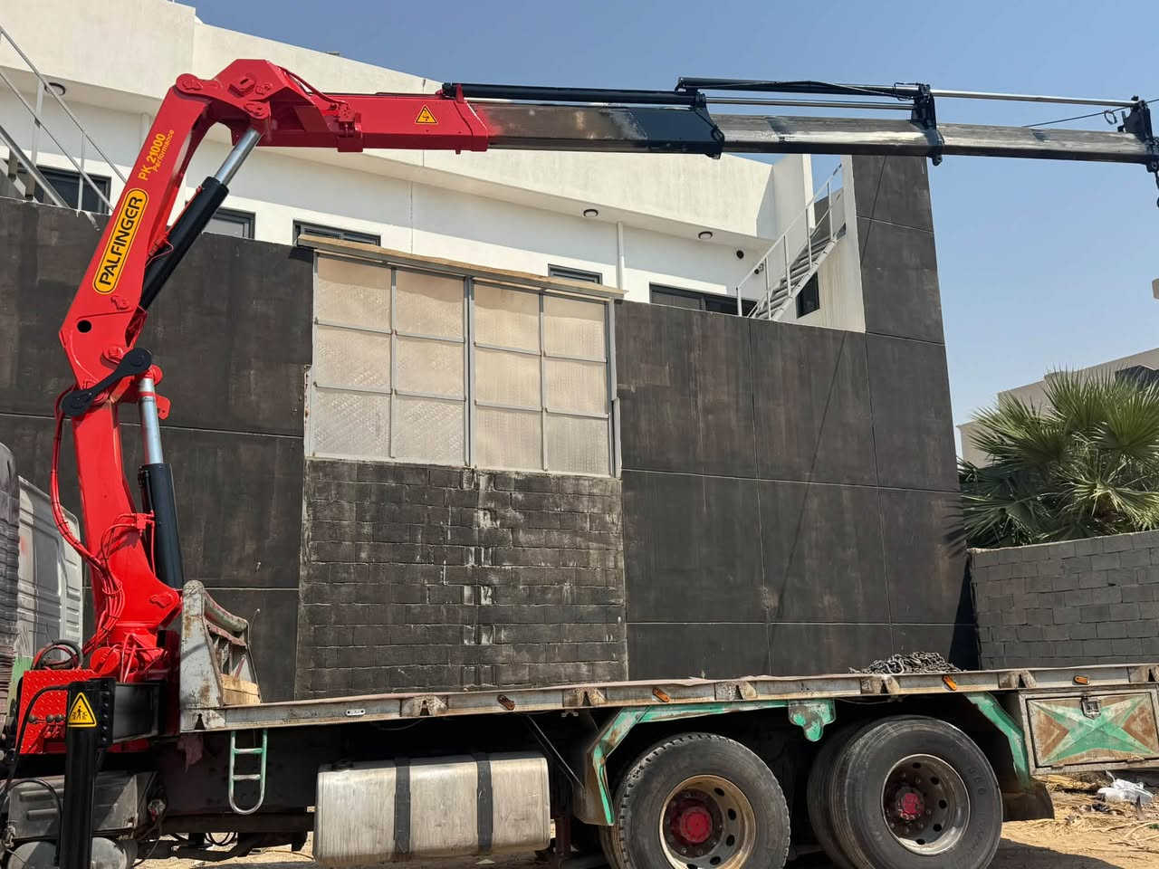 للبيع كرين بافنكر حجم 21000 
4سلايت الجهاز مكفول من الفطر والكسر 
جاهز بدون نواقص مكان كركوك سعر 85$وبي مجال 
***********
