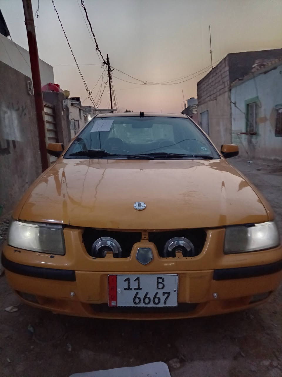 سلام عليكم سمند.      2011 للبيع
كير فرنسي اوتوماتيك 
مكينة.. مكفولة
تبريد....ثلج 🧊
دواخل... نضيفة
رقم بغداد انكليزي وسنوية بأسمي لل 2028
هيئة وغرامات مصفرة
السيارة مكانها الكوفة السعر  31
وبي مجال شي قليل 🤏 جدآ آ
*********** موجود واتساب

