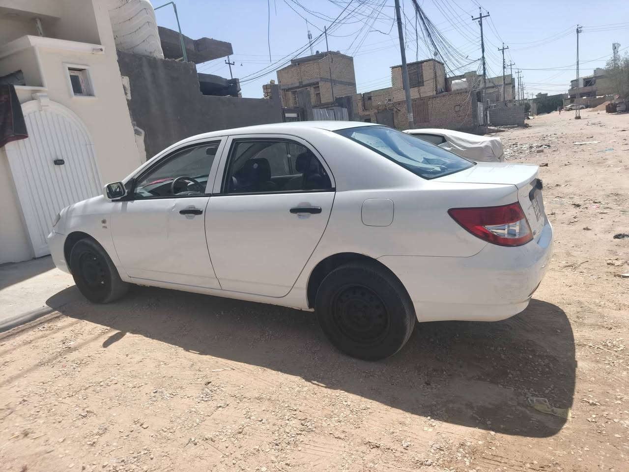 ٢٠٢٠بيوايدي سياره ببه شويه بارد بلباب سايق ماشيه ١٧٠سياره فاكه يعني حره كبل تحويل سعر٨٠وبيه مجال بصيط مكانه كربلاء ورقمه كربلاء وراعيه كربلاء تفاصيل أكثر تصل ***********

