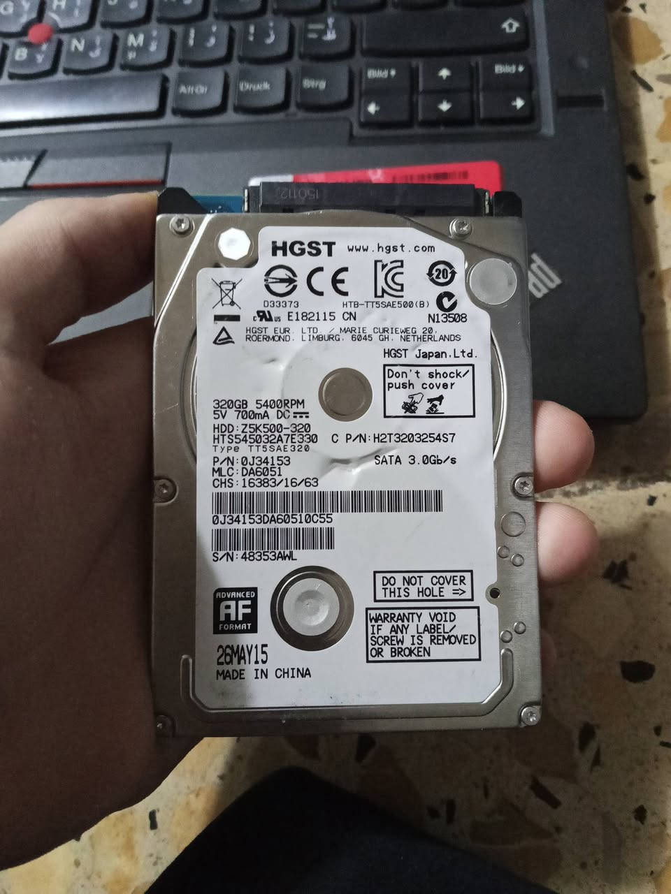 السلام علبكم مسوي عرض على هارداتhdd بحجم320gb وبمنفذ sata2.5 تكدر تخليله راك يصير خارجي بسعر 25الف توصيل 5الاف لجميع المحافظات للتواصل عبر الواتساب فقط *********** ما موجود على الخاص ولا على الخط
